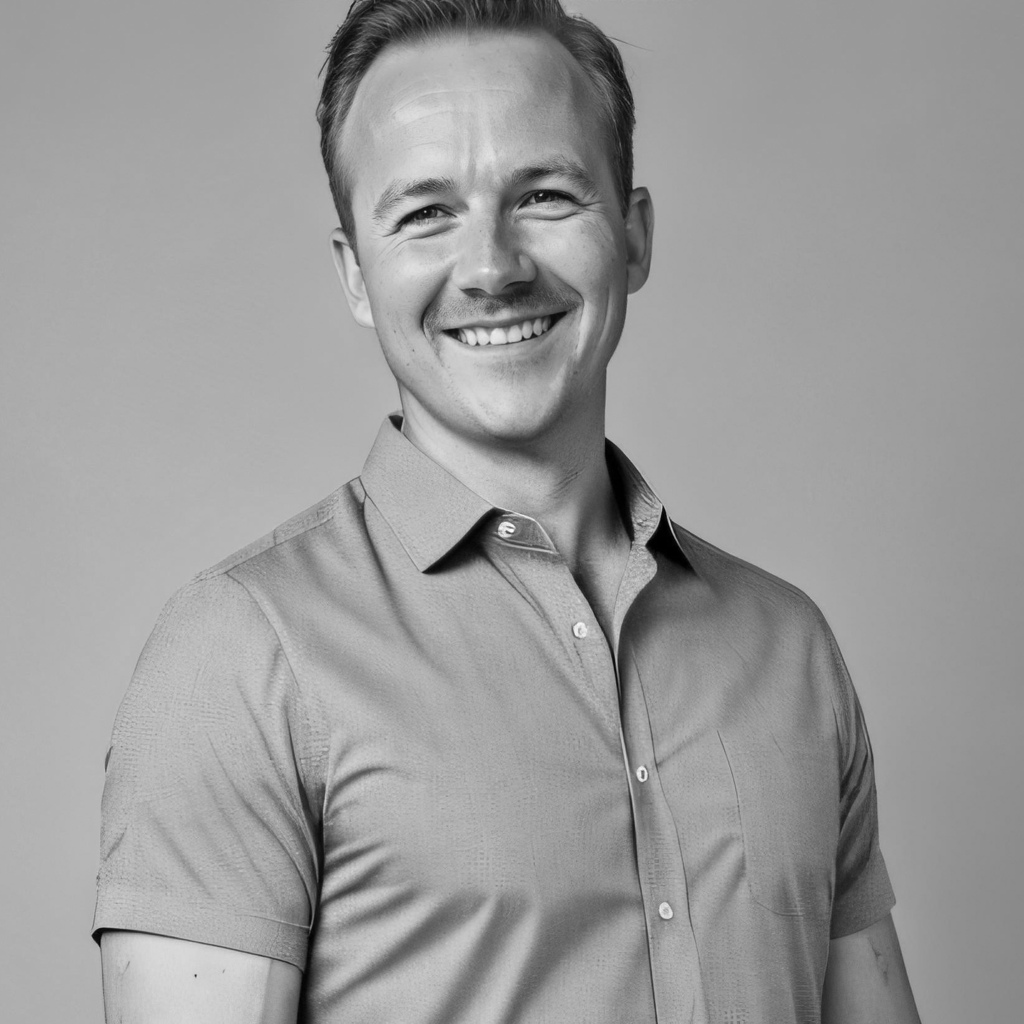 Michael Estey headshot